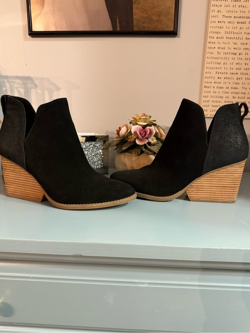 🩷TOMS BOOTS🩷